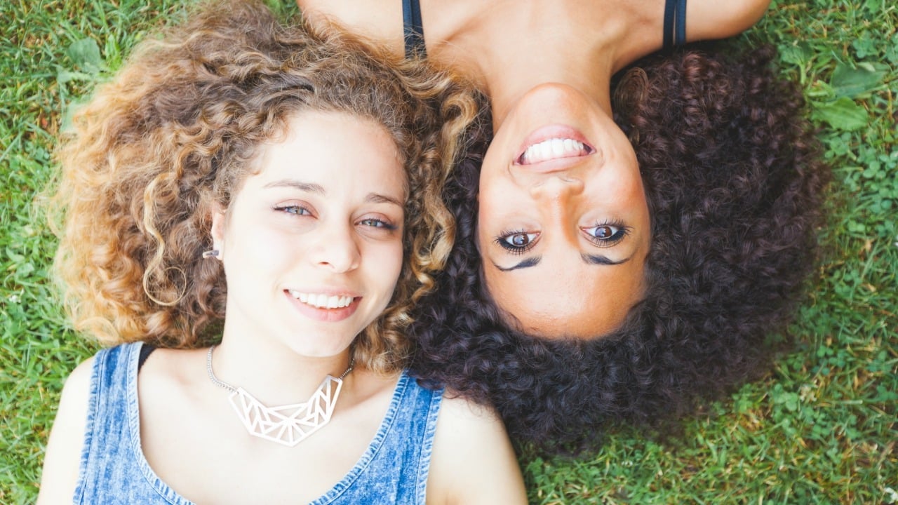 Kıvırcık Saçlar İçin Isıya Karşı Koruyucu Ürünler